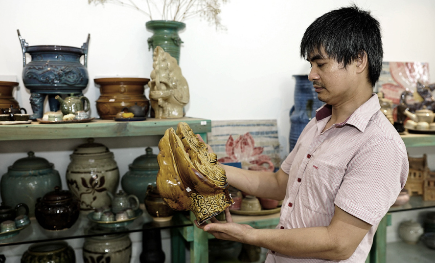 Gốm Chi: Sự tĩnh lặng là sức sống bền bỉ theo năm tháng