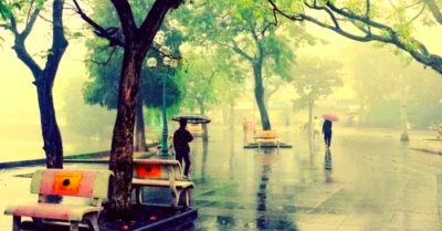 Đêm Hà Nội từng giọt mưa rất khẽ, gợi nhớ về thời xa vắng năm nào