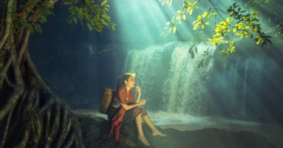 Hồn quê trong tiếng chuông chùa, tình quê tim tím hoa mua gió ngàn