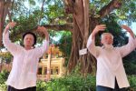 An phận chờ ngày ‘lá rụng về cội’, vợ chồng cụ ông hơn 90 tuổi lại tìm được phương pháp để sống khoẻ, vui