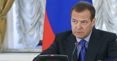 Ông Medvedev so sánh ông Zelensky với Hitler và nói người Nga đừng mơ việc đàm phán với phương Tây