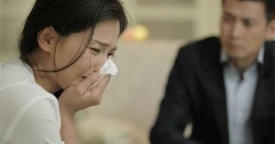 Chồng ngoại tình, phản ứng trí tuệ của vợ khiến chồng hồi tâm chuyển ý