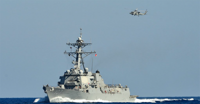 Hải quân Hoa Kỳ đánh chìm 3 thuyền của Houthi đang tấn công tàu buôn ở Biển Đỏ