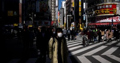 Nhật Bản rơi vào suy thoái và trở rơi xuống vị trí thứ 4 thế giới