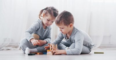 Bà mẹ 3 con ở Florida: Cho con bạn tự do, nhưng đừng làm bạn với chúng