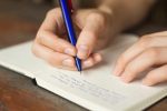 Nghiên cứu: Viết tay là một cách tuyệt vời để kích hoạt bộ não của bạn