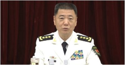 ‘Hổ lớn’ ẩn mình sát sườn ông Tập?