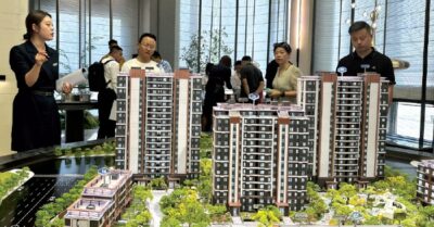 Cội nguồn Phát triển của Việt Nam: Không phải nhờ Trung Quốc, mà là Nội lực Đổi Mới và Tầm nhìn Vượt ra Thế giới