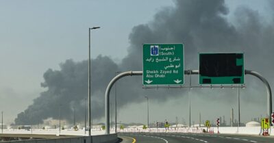 Thảm họa! Tàu chở dầu hướng đến Thanh Đảo, Trung Quốc neo đậu tại cảng Dubai bị máy bay không người lái Iran tấn công