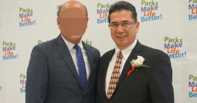 Bê bối hối lộ tại California: Cựu nghị viên chôn tiền mặt trong sân nhà